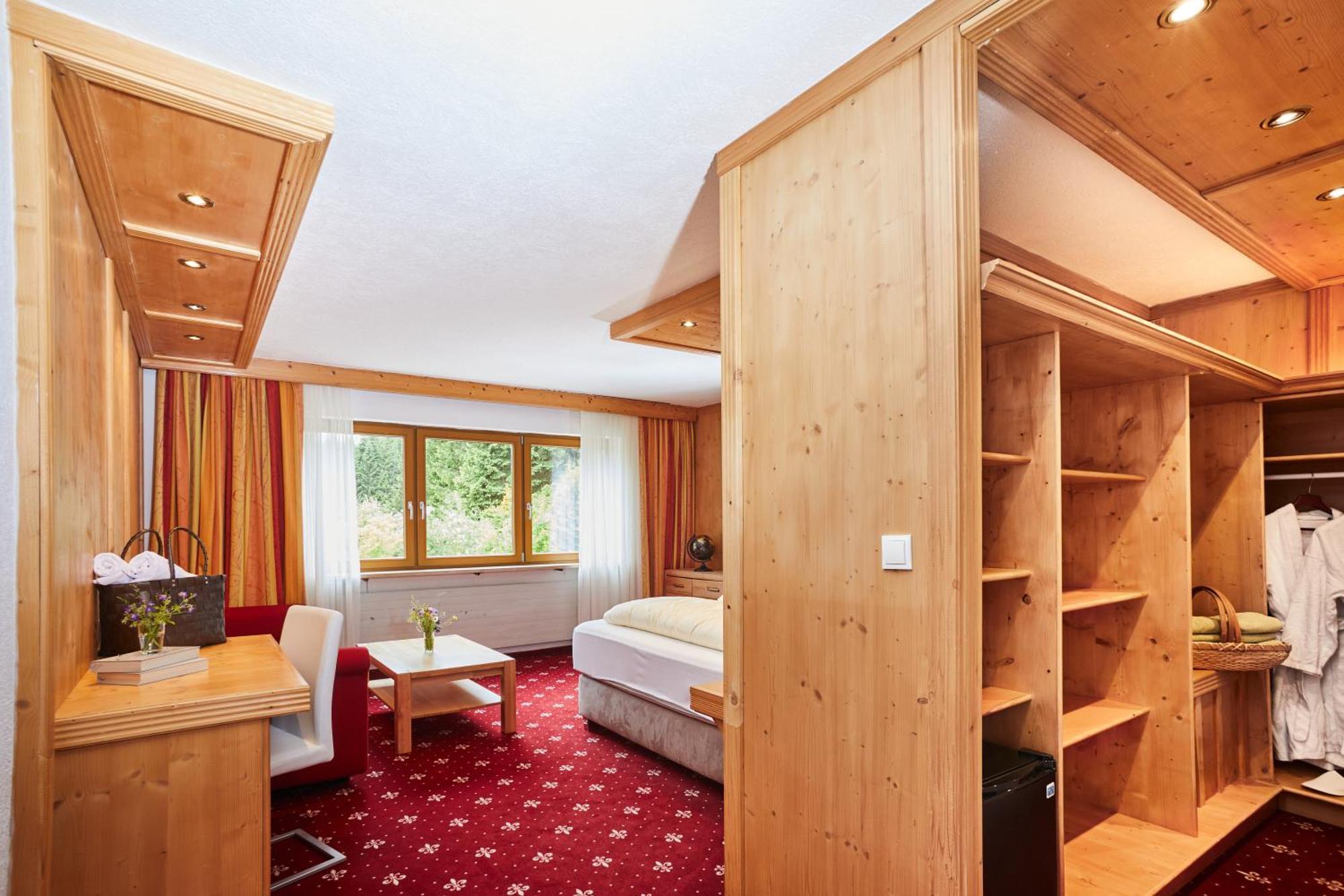 Hotel Hubertushof - Ihr Hotel Mit Herz 洛伊塔施 客房 照片