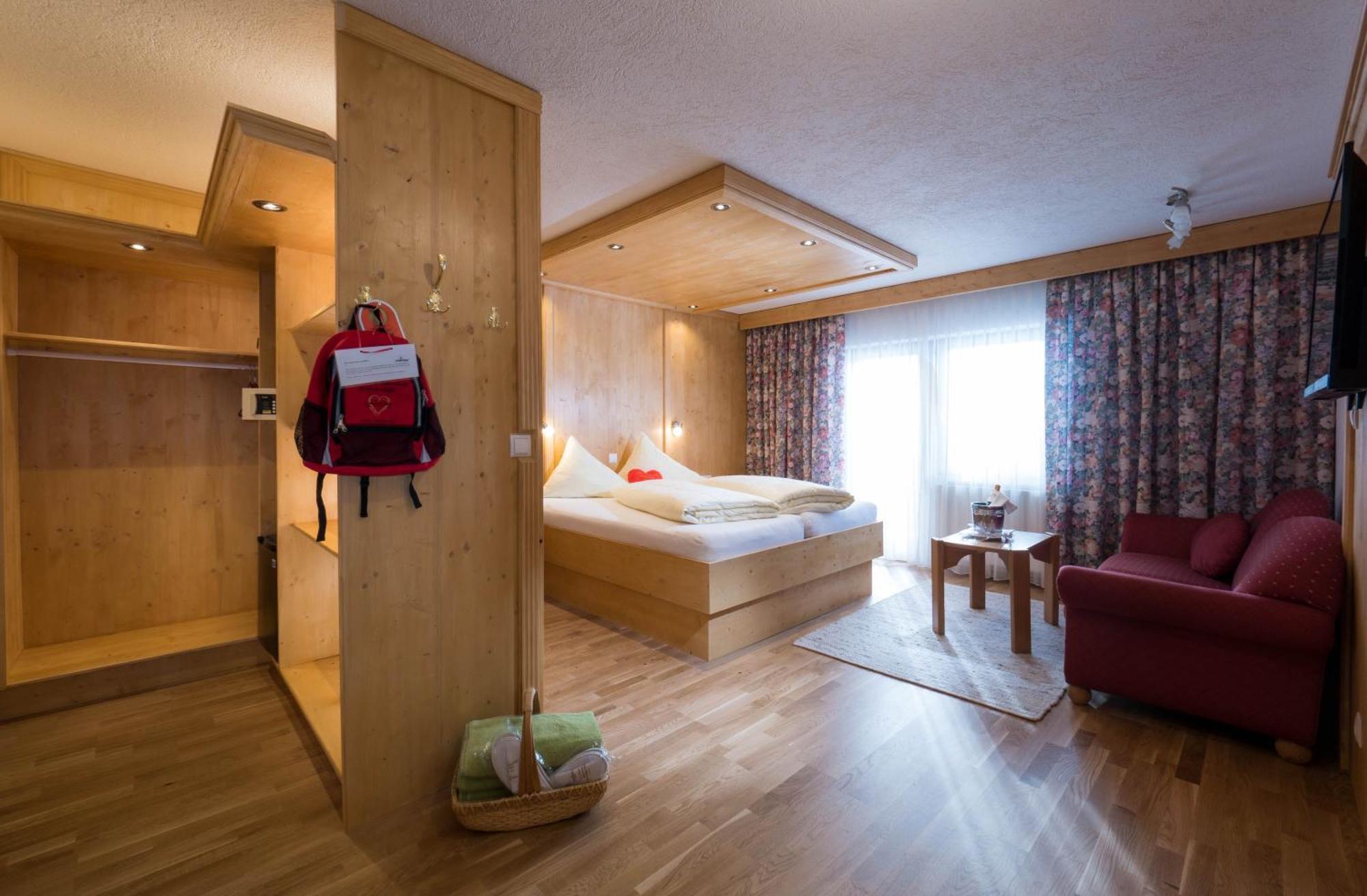 Hotel Hubertushof - Ihr Hotel Mit Herz 洛伊塔施 客房 照片