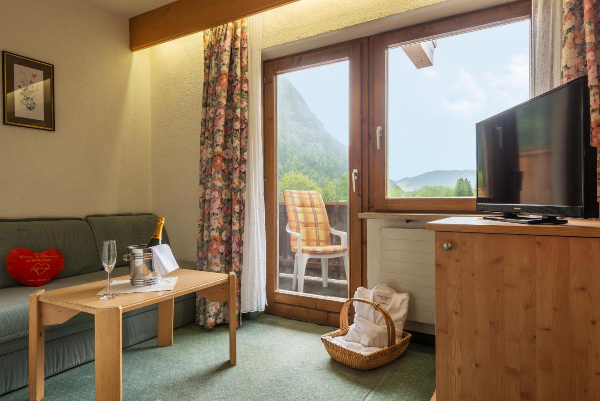 Hotel Hubertushof - Ihr Hotel Mit Herz 洛伊塔施 外观 照片