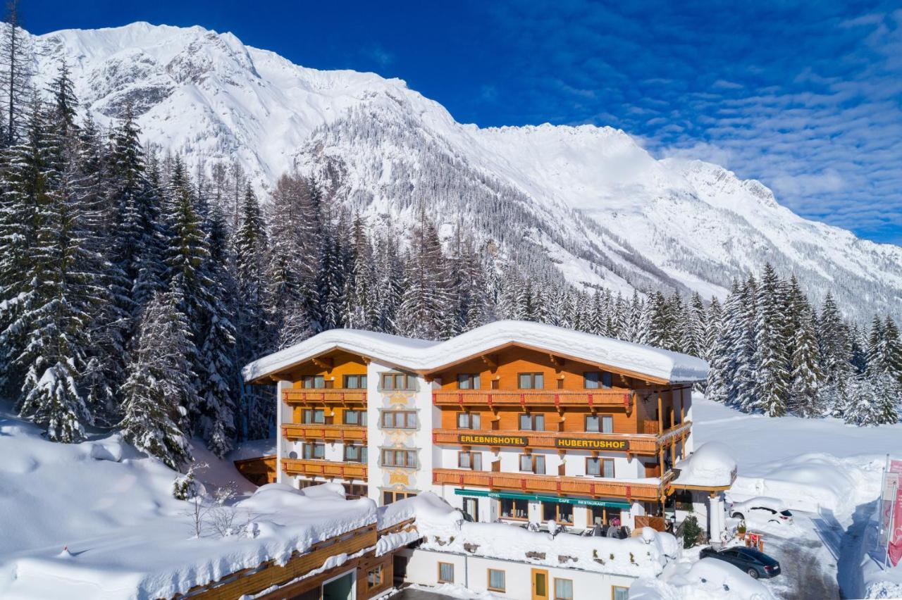 Hotel Hubertushof - Ihr Hotel Mit Herz 洛伊塔施 外观 照片